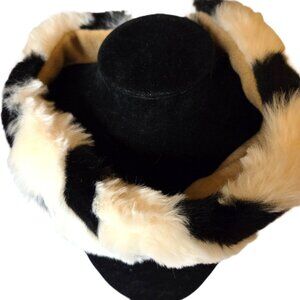 Black/White Soft Collar to Dress up Dress or Coat